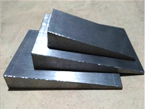 斜墊鐵展（zhǎn）示4